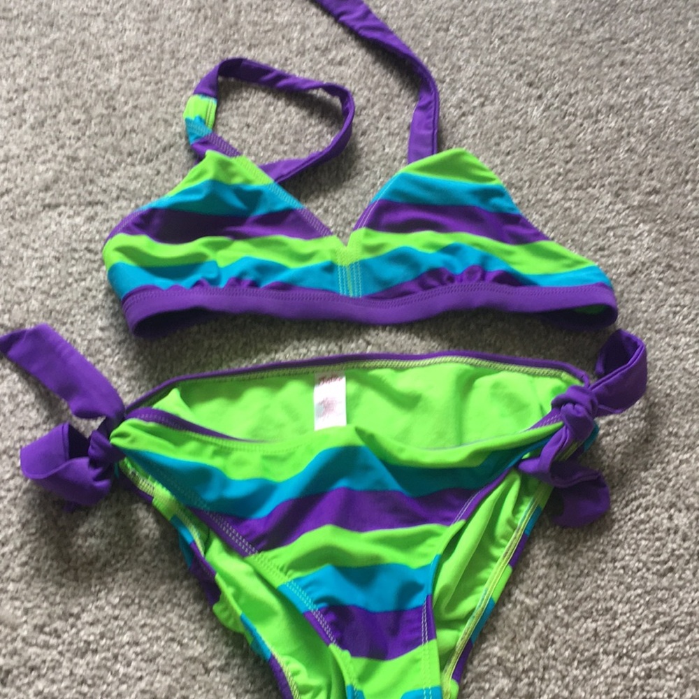 Justice reversable top shown in photos nwot